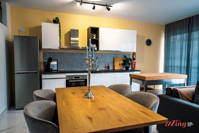 ア スタイリッシュリー シック ホリデーホーム ウィズ ア ソファ ベッド