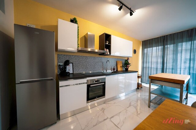 ア スタイリッシュリー シック ホリデーホーム ウィズ ア ソファ ベッド