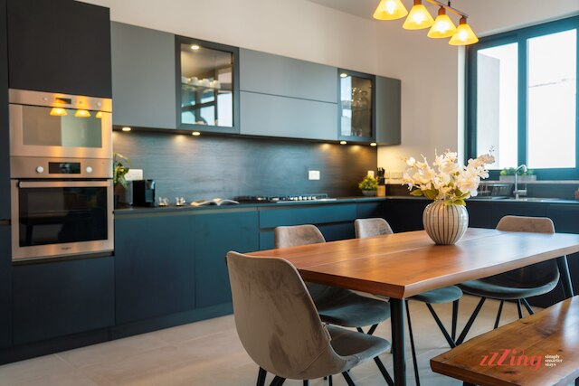 エレガンス エキサイトメント ラグジュアリー ダウンタウン エスケープ