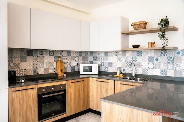 メディテラニアン リビング ライト バイ ザ シー