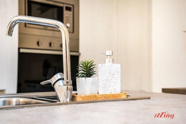 エレガント マルテーズ ハイダウェイ ニア バレッタ