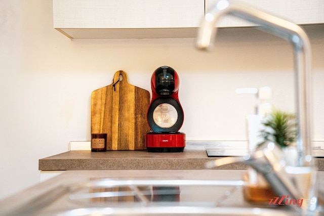 エレガント マルテーズ ハイダウェイ ニア バレッタ