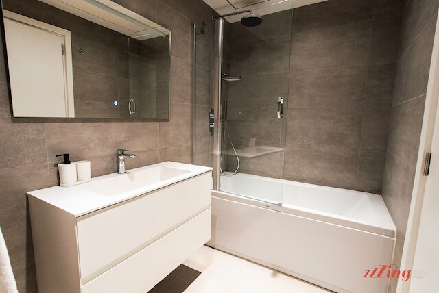 ラグジュアリー アット マーキュリータワーズ バイ ザハハディド アーキテクツ