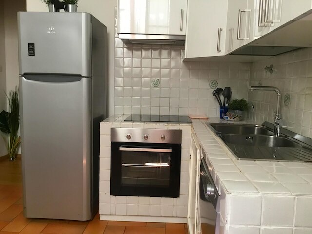 ネリ 33 イン フィレンツェ ウィズ 3 ベッドルームズ アンド 2 バスルームズ