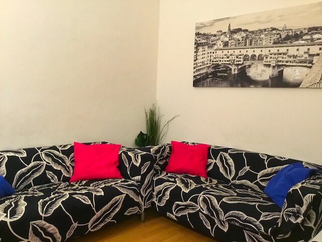 ネリ 33 イン フィレンツェ ウィズ 3 ベッドルームズ アンド 2 バスルームズ