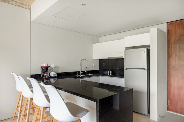 ロフツ ウィズ プール