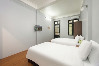 ザ ラ レンタ ホテル & スパ