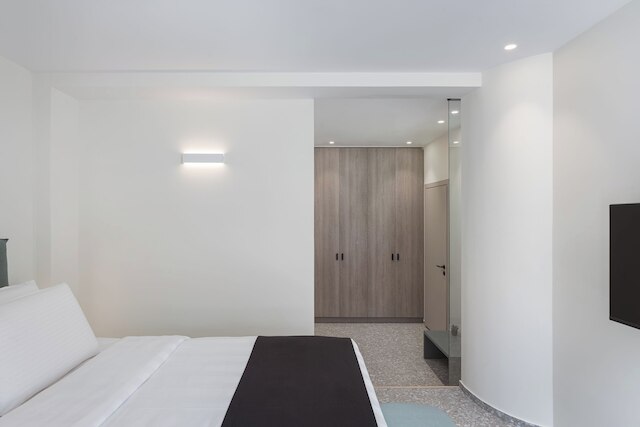 アクロポリス アイコニック エステート