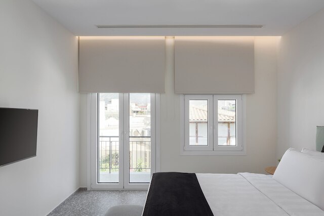 アクロポリス アイコニック エステート