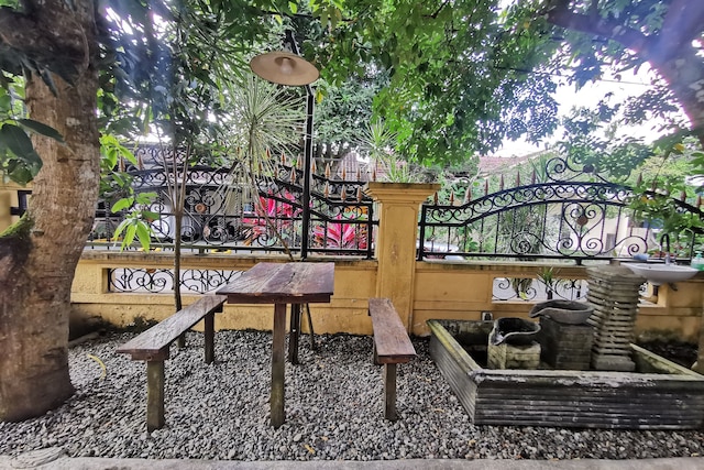 OYO 94061 ブンガス ゲストハウス シャリア