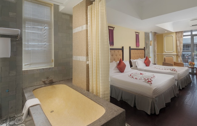 アリソン ホテル