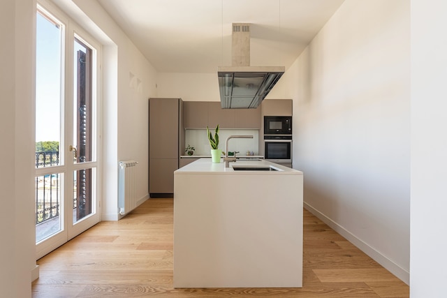 オレティア アパートメント ウィズ テラス