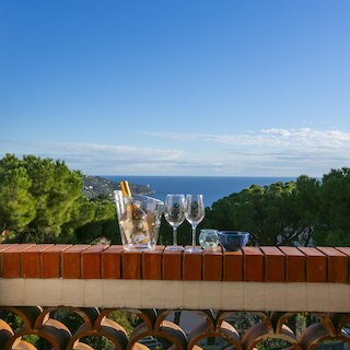 ヴィラ モンリリン イン ヴィルフランシュ シュール メール