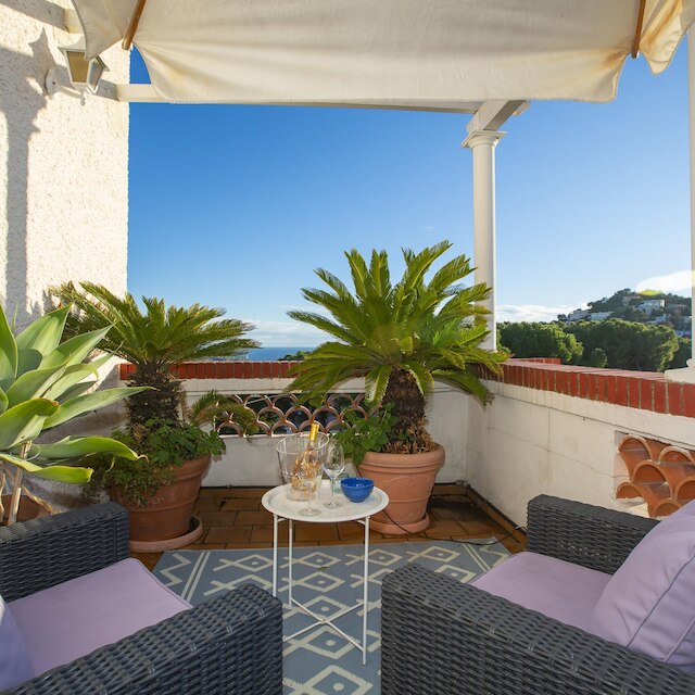 ヴィラ モンリリン イン ヴィルフランシュ シュール メール