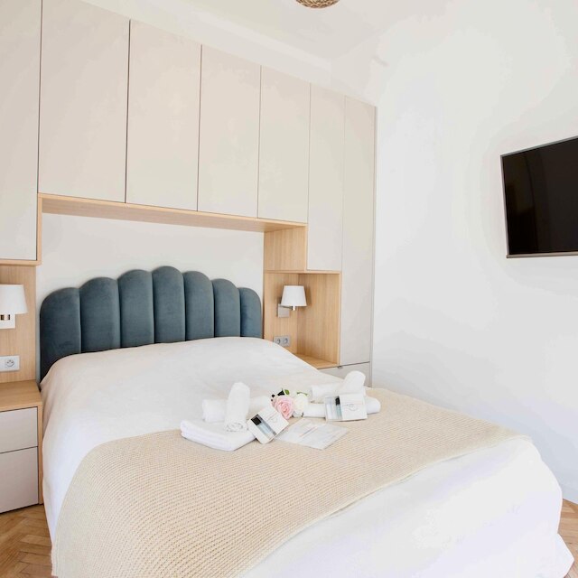 ル マジェンタ イン ニース ウィズ 1 ベッドルームズ アンド 1 バスルームズ