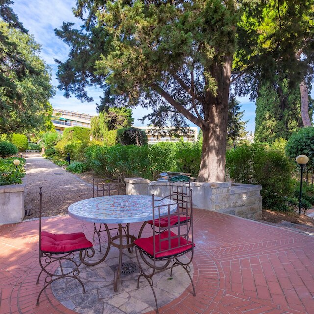 アパルトマン レ シクラメン