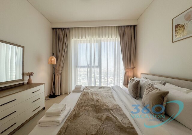 ダウンタウン ビューズ 1 ベッドルーム アパートメント ハイフロア