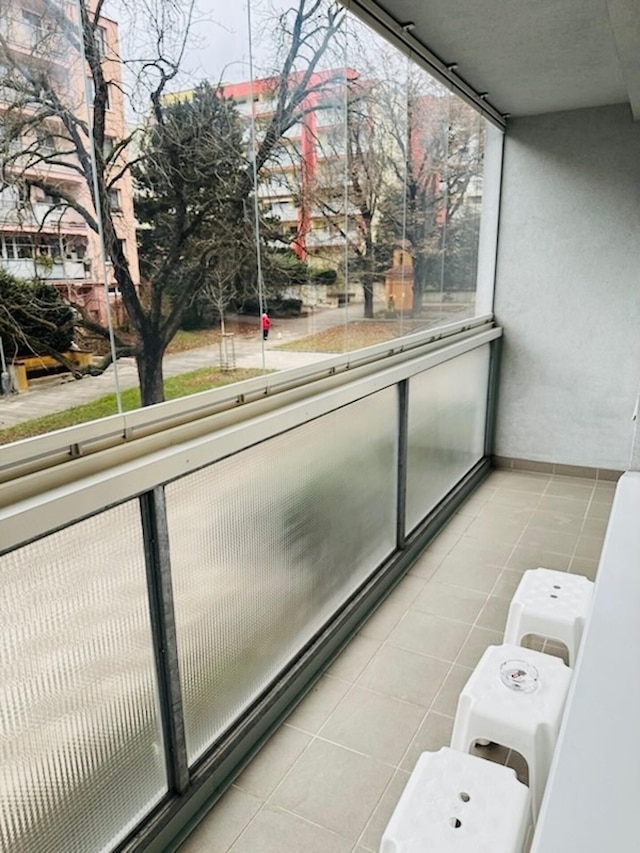 チャーミング アパート ニア センター