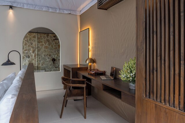 ウブド マス グランピング ラグジュアリー テント