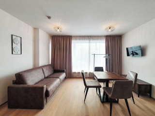 イージーフラット ヒルトルガッセ