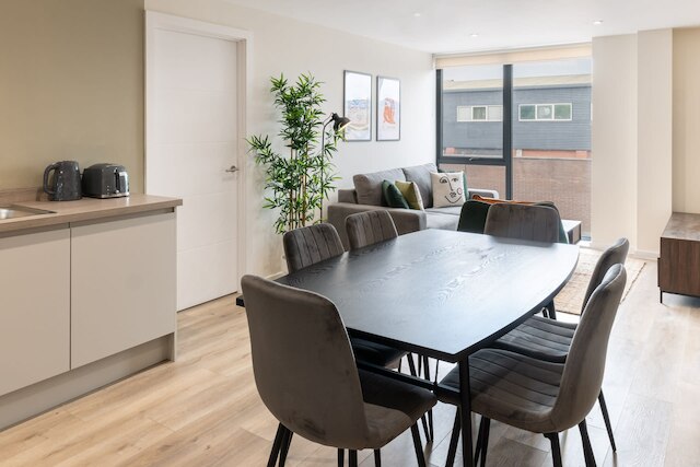 ホストステイ リッチモンドプレース 103