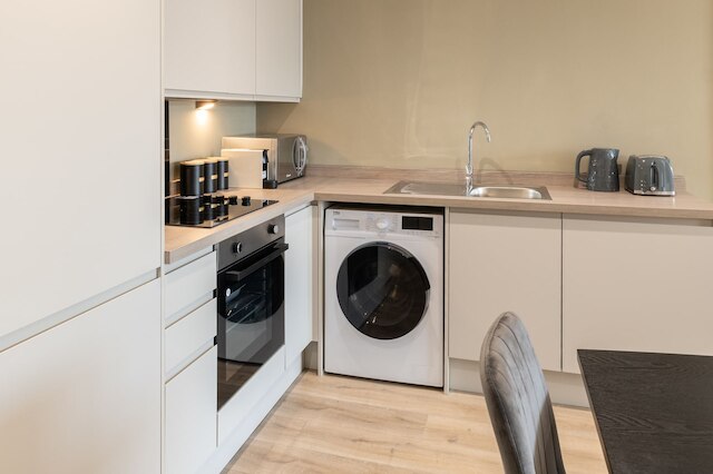 ホストステイ リッチモンドプレース 103