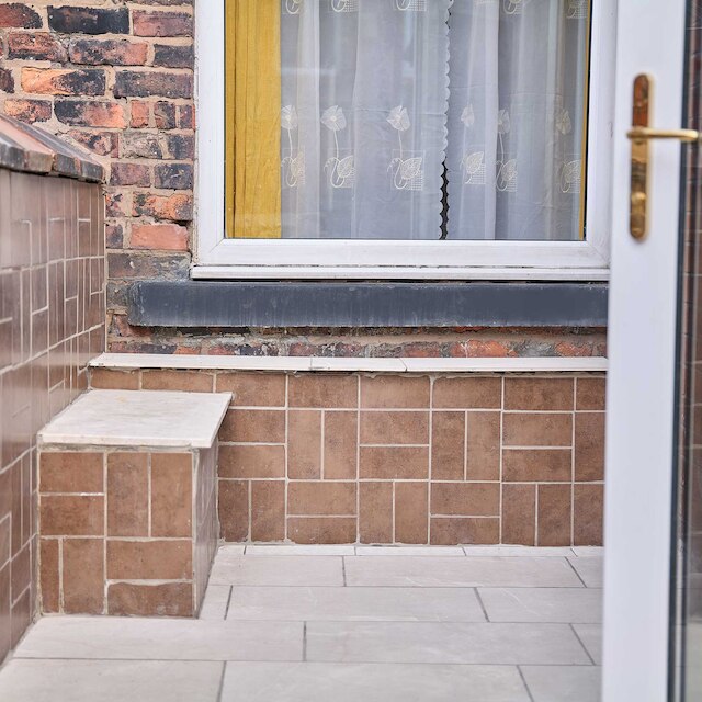 ホストステイ アーバンネスト