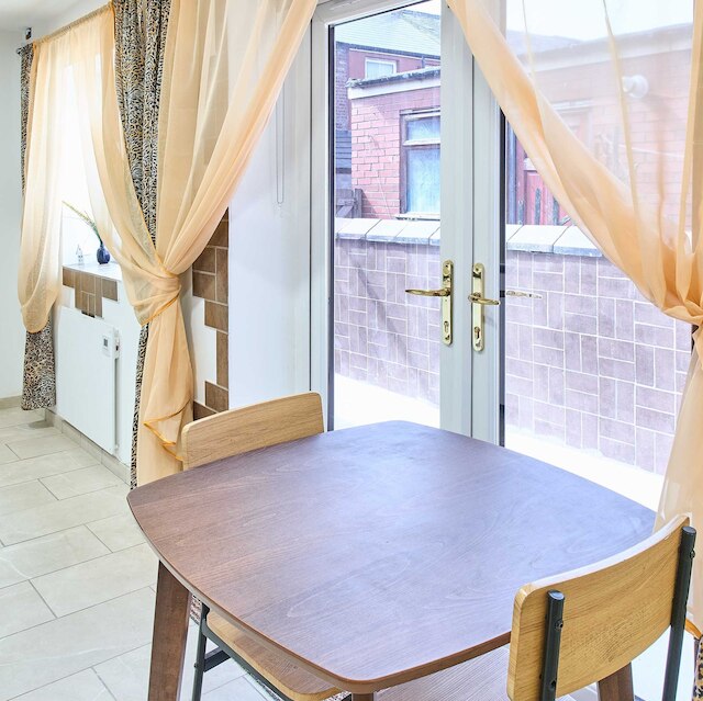 ホストステイ アーバンネスト