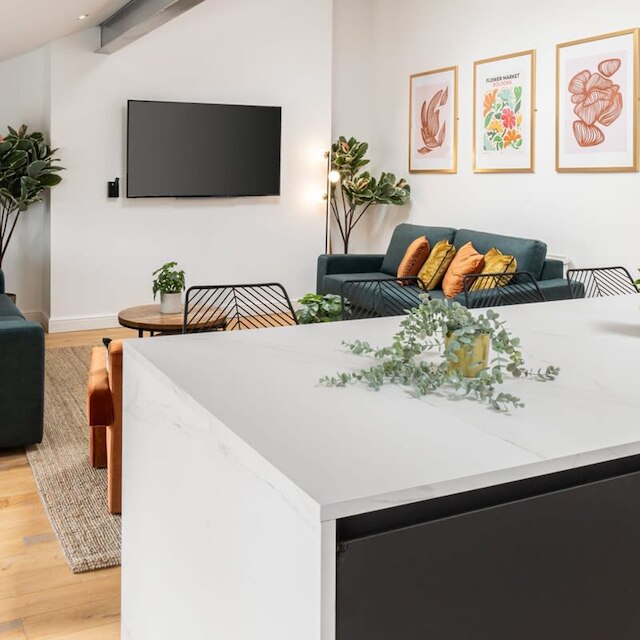 ホストステイ プリンセスプレイスハイダウェイ V