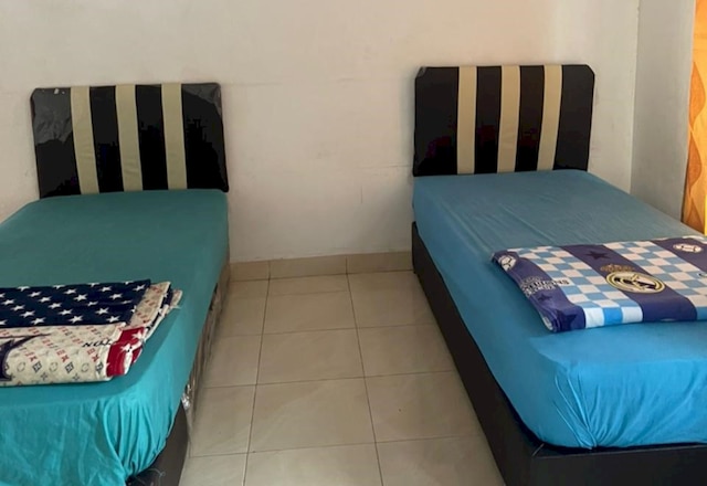 ホテル O ラタ ゲストハウス シャリア