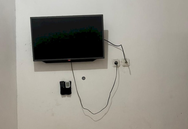 ホテル O ラタ ゲストハウス シャリア