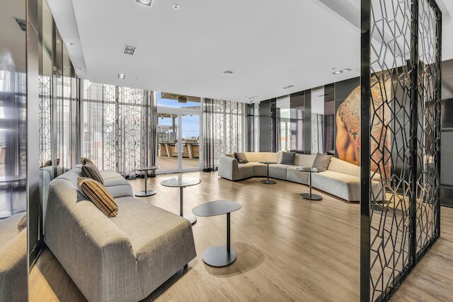 ザ ノホ エンターテインメント ディストリクト