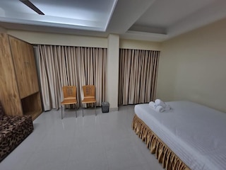 コックス ウェスト イン