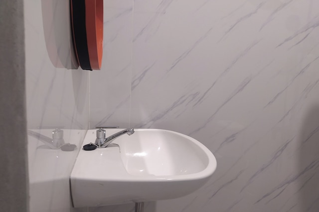 サトエ アタップ ルーム ステイ シャリア