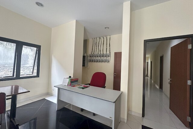 OYO 94118 ホームステイク シャリア