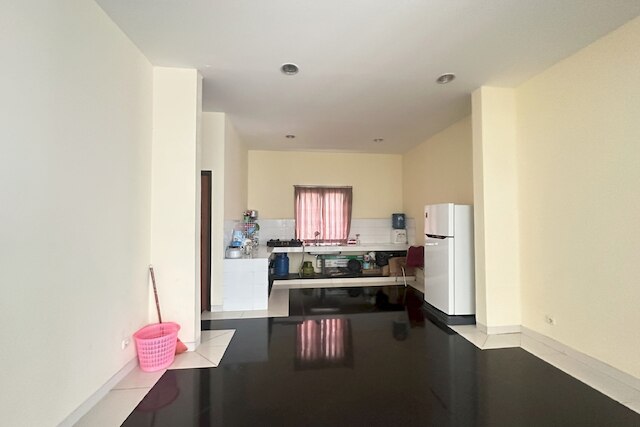 OYO 94118 ホームステイク シャリア