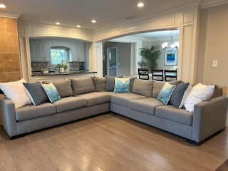 ファビュラス 6 ベッドルーム 4 バス プール ウィズ ジャクジー ホーム