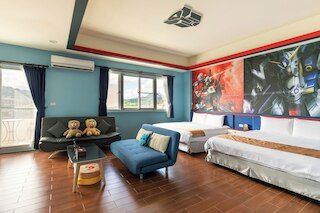 Bear In Love with Jenny B&B