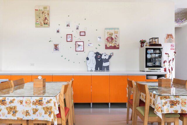 Bear In Love with Jenny B&B