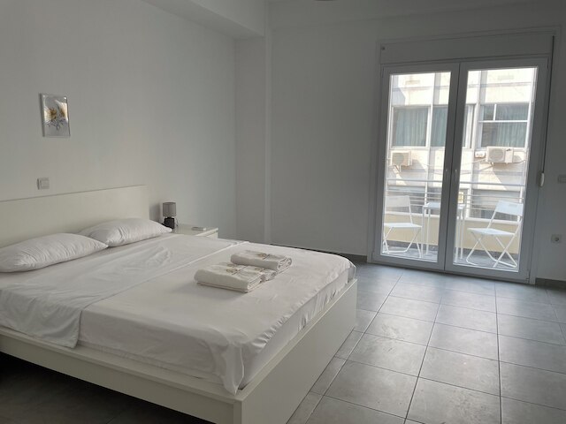 バイブレント オモニア オアシス, モダン アパートメント イン ザ ハート オブ アテネ