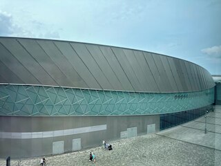 シティ センター アルバート ドック & アリーナ アパートメント