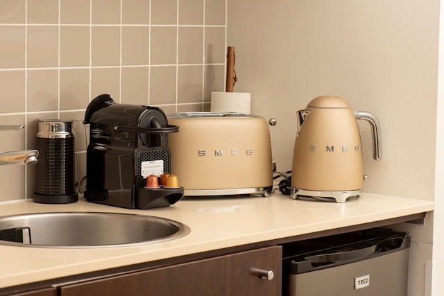 ラックス リトリート - ウォーターフロント ジム プライム ロケーション