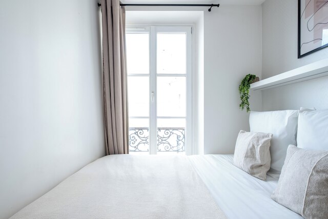 ファスチュー アパルトマン ピエ ド モンマルトル