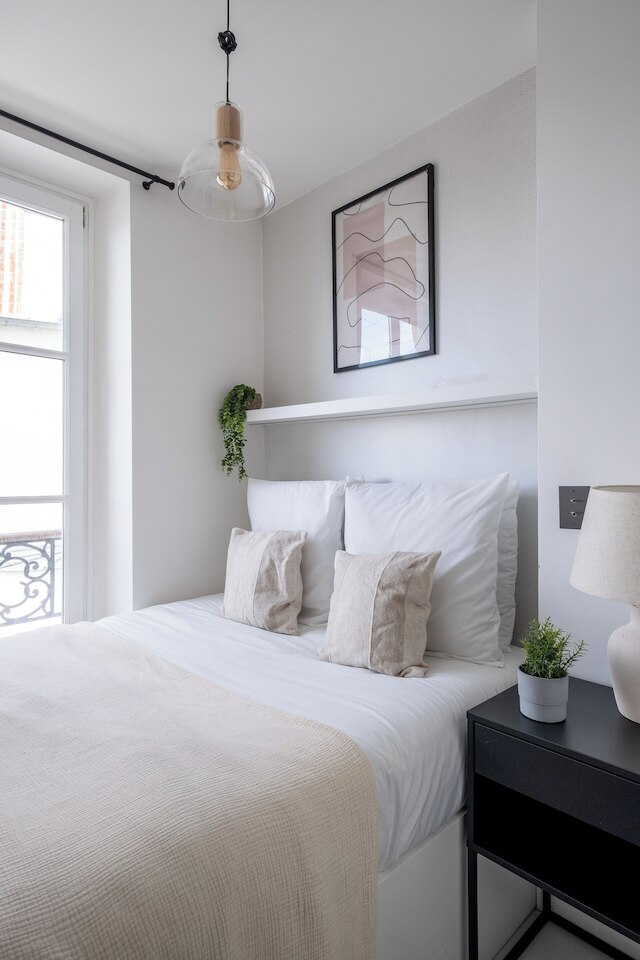 ファスチュー アパルトマン ピエ ド モンマルトル