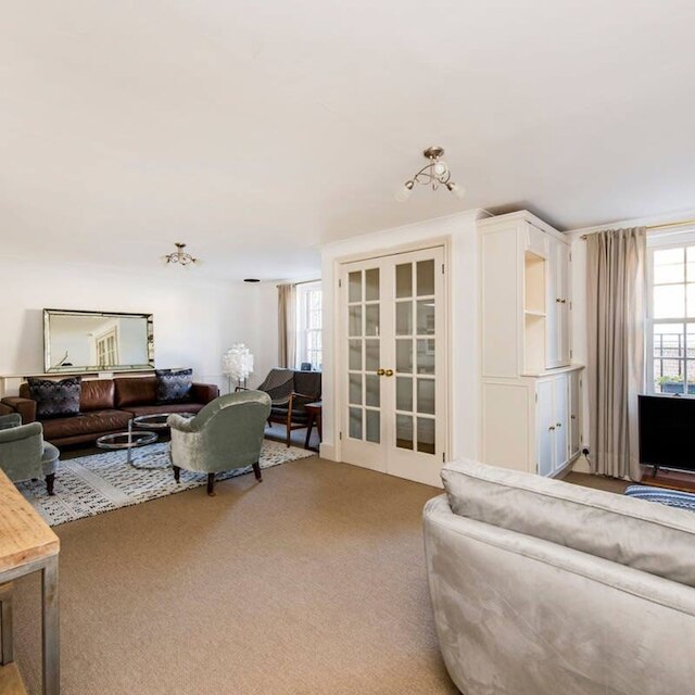 ビューティフル 2ベッド フラット ノッティングヒル