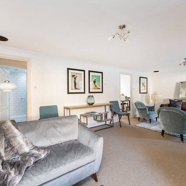 ビューティフル 2ベッド フラット ノッティングヒル