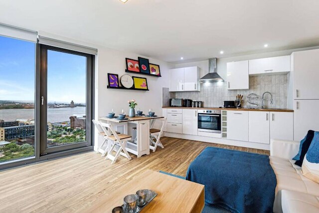 ホスト アパートメンツ キングス ドック ビュー バルティック リビング