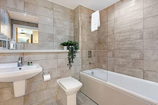 ホスト アパートメンツ キングス ドック ビュー バルティック リビング