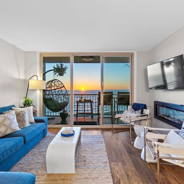 シーサイド セレニティ ウィズ オーシャン ビューズ