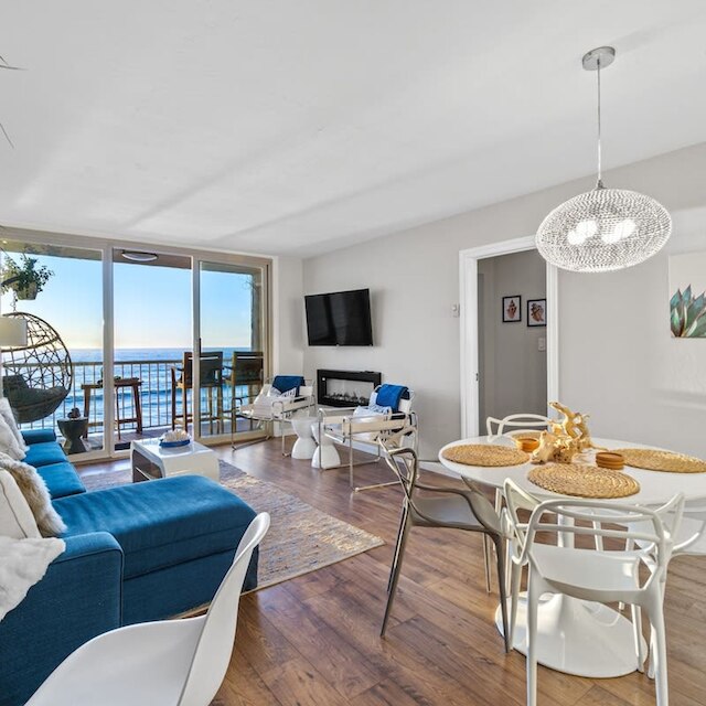 シーサイド セレニティ ウィズ オーシャン ビューズ